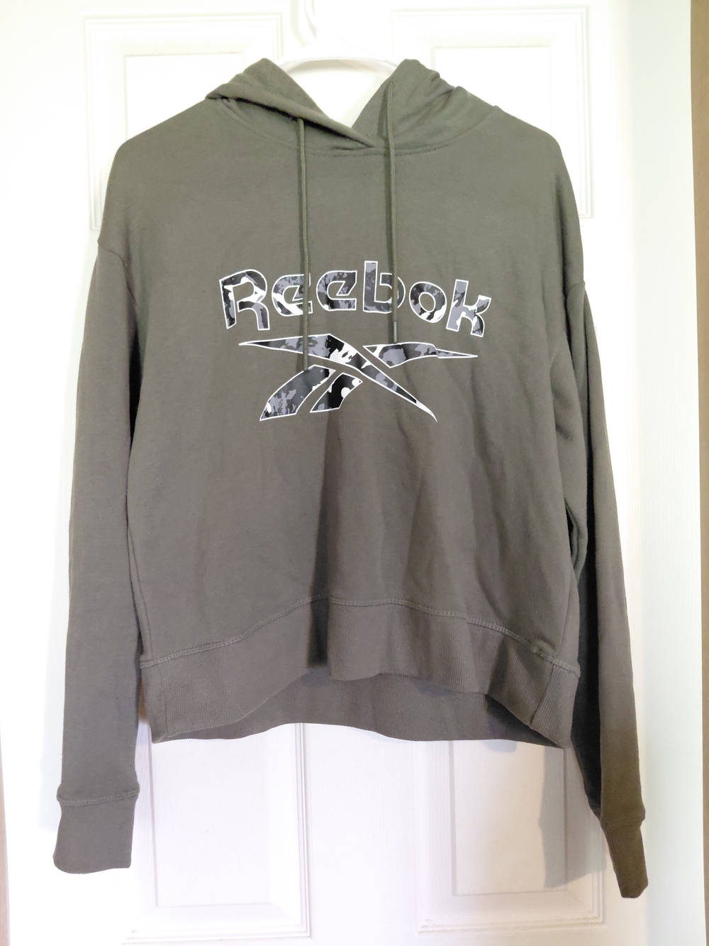 Reebok Olive Green Crop Pullover Hoodie M